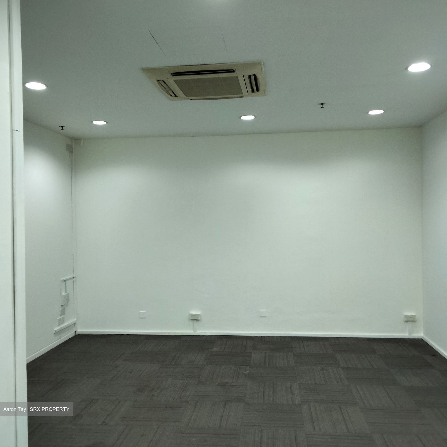 Sky Line Building (D7), Office #457782661